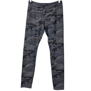 Sundry Camo Soft Knit Leggings Gray Women’s Size 2 U.S. M Athleisure Lounge Wear